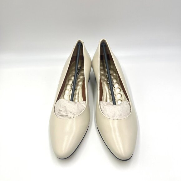 8N 8 NARROW WIDTH Walking Cradles Bone Cream Leather Heels‎ Pumps Shoes - Picture 2 of 13